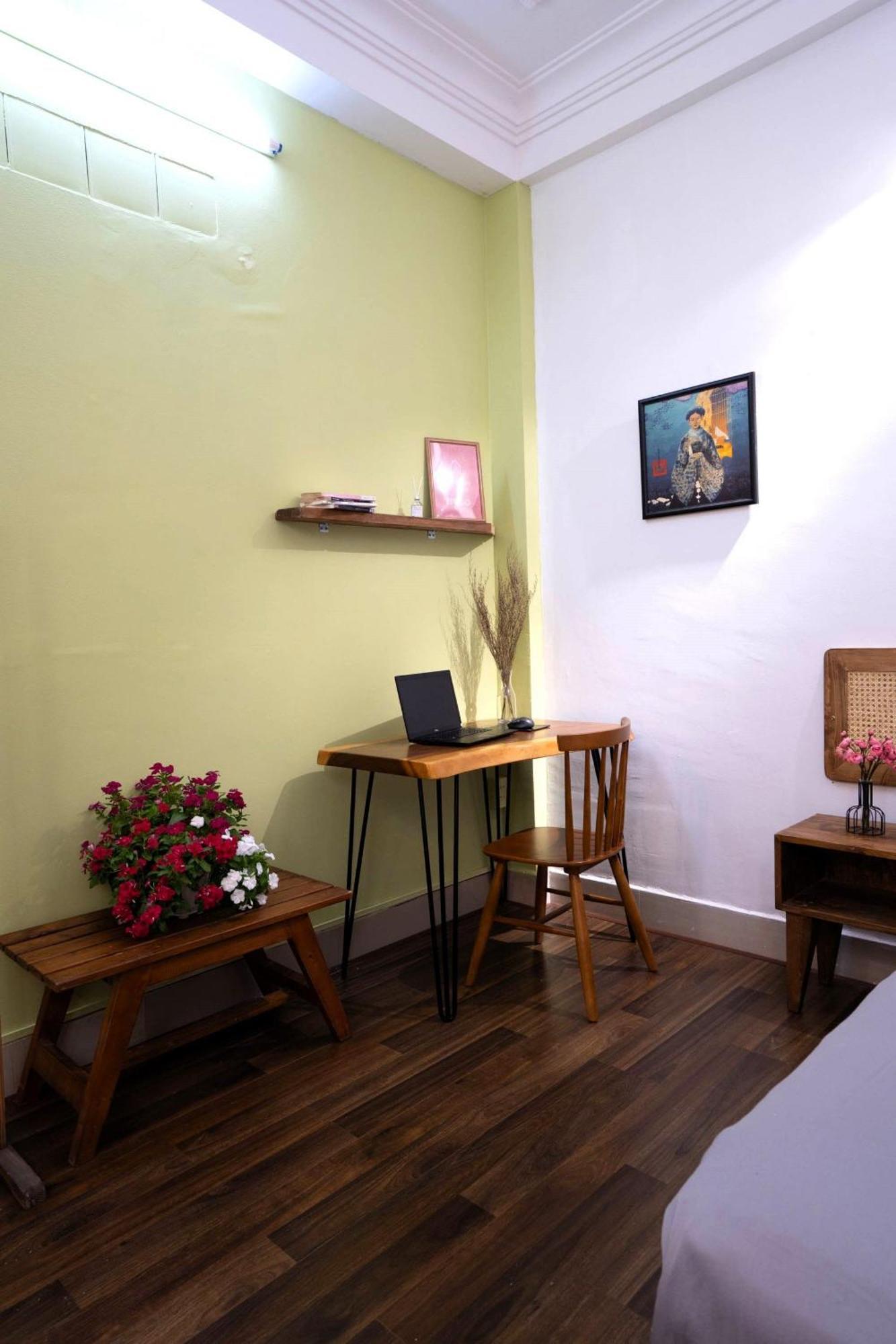 Ở trọ Holo Le Thanh Ton Saigon Serviced